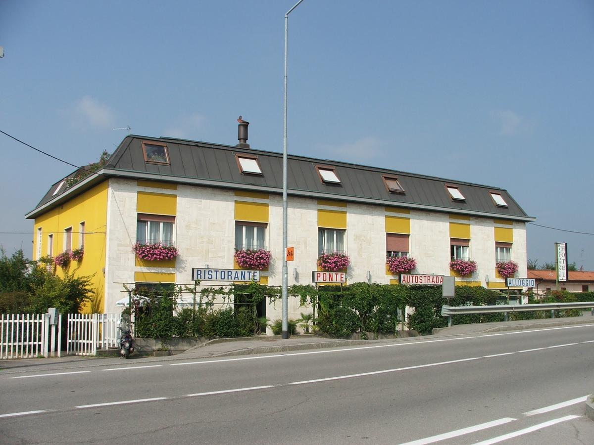 Hotel Ponte Autostrada Seriate Extérieur photo